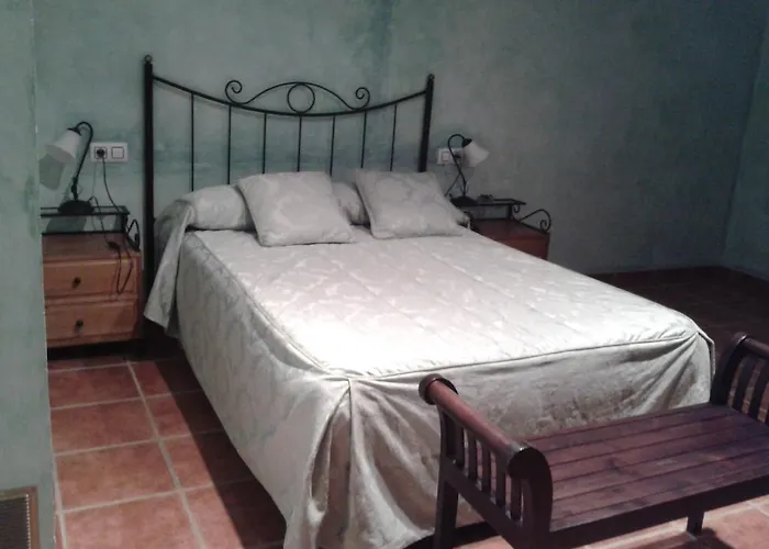 Pensión El Olmo Camarena de la Sierra